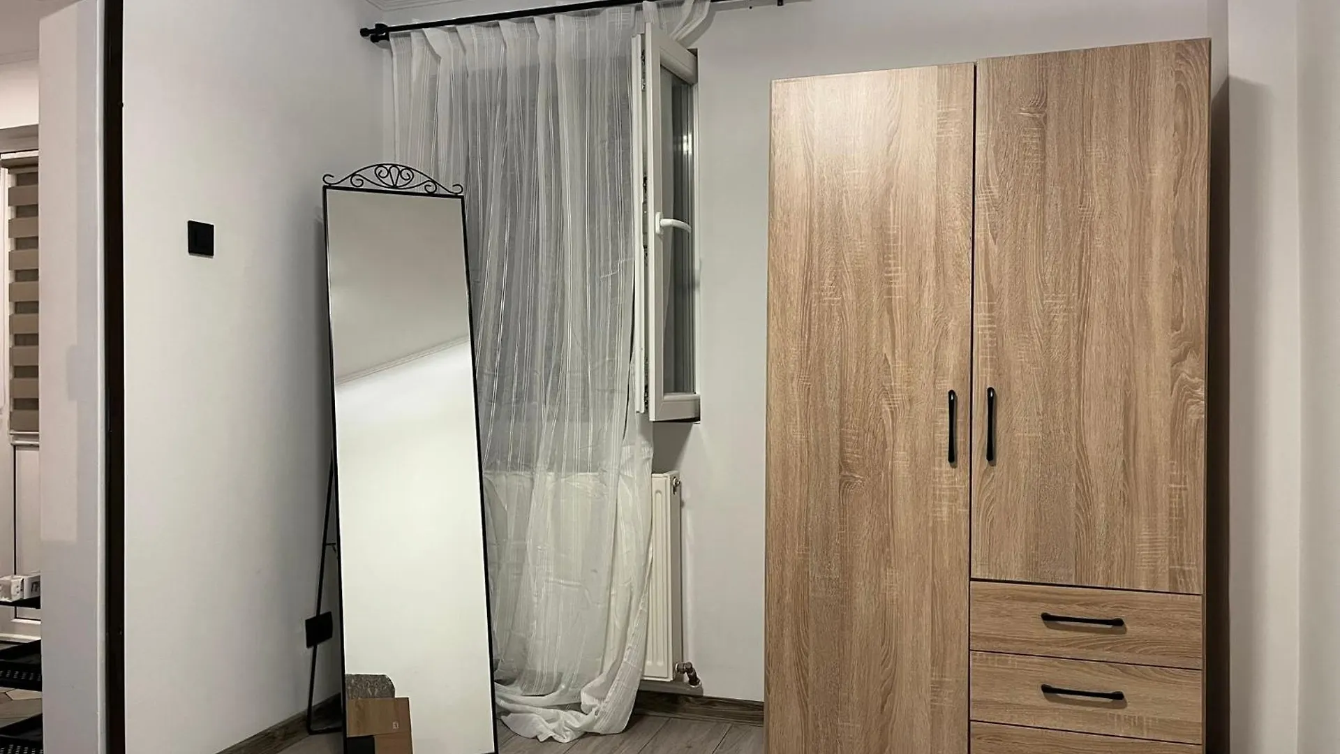 Дом отдыха Вилла Cozy House In Elegant Cotroceni Area Бухарест