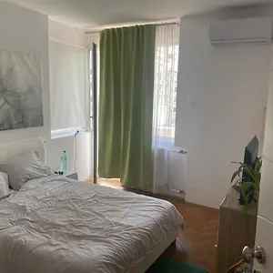 Bucarest B&B Couette-café
