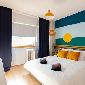 13 Septembrie Apt, Near Marriott Apartament